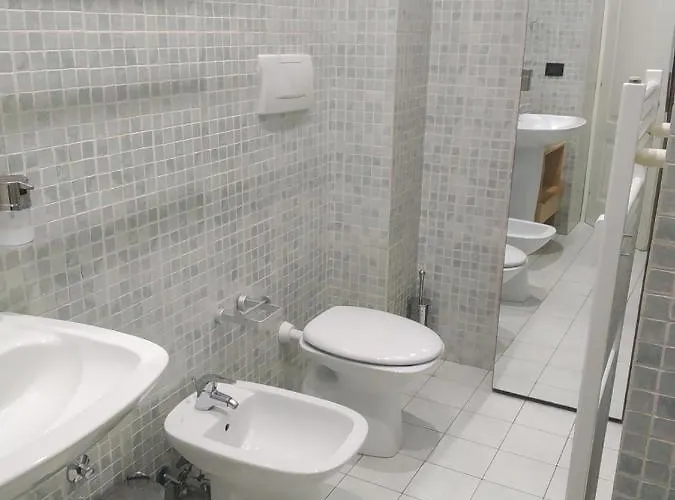 Appartamento 13- Tourist House Pratello - Self Check-in Bologna