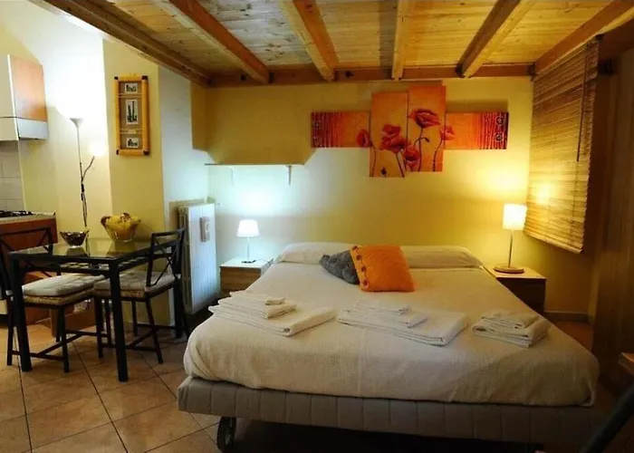 13- Tourist House Pratello - Self Check-in Appartamento Bologna