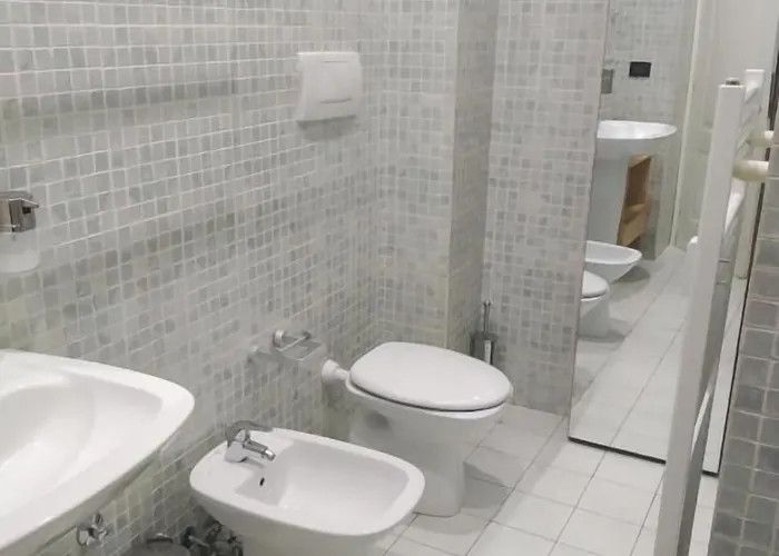 13- Tourist House Pratello - Self Check-in * Bologna