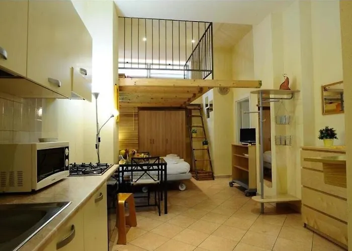 13- Tourist House Pratello - Self Check-in Daire Bolonya