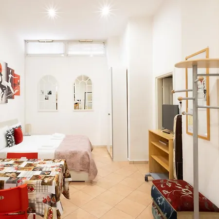 公寓 13- Tourist House Pratello - Self Check-in *